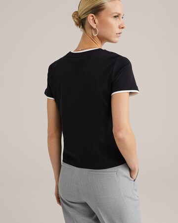 T-shirt WE Fashion en noir