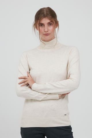 Oxmo Sweater in White: front