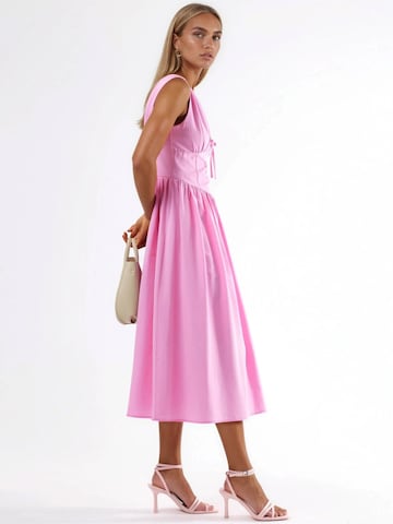 Busem Kleid in Pink