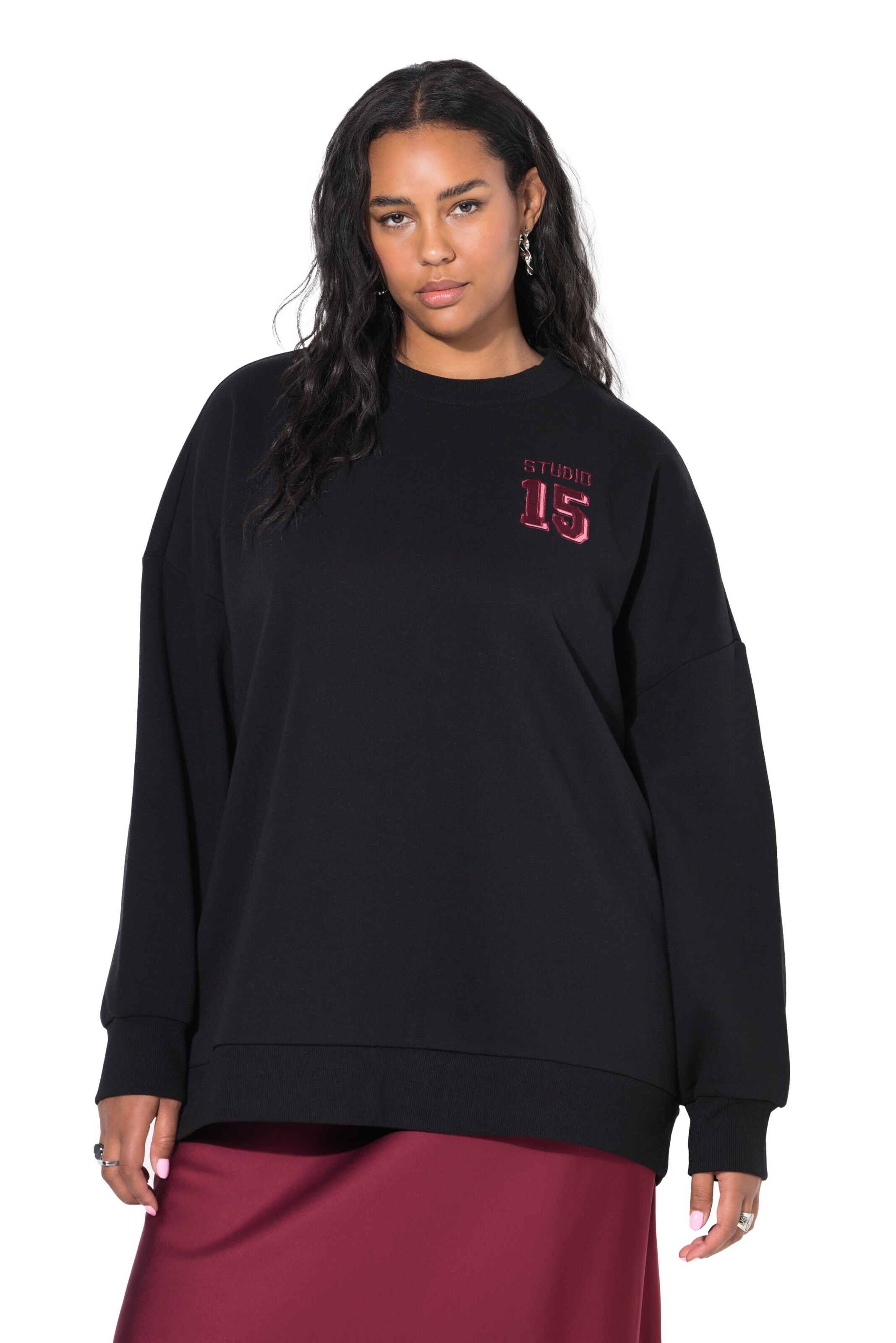 Studio Untold Sweatshirt in Black: front