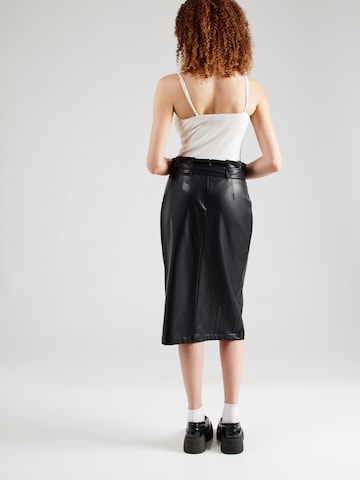 Gonna di OUI in nero
