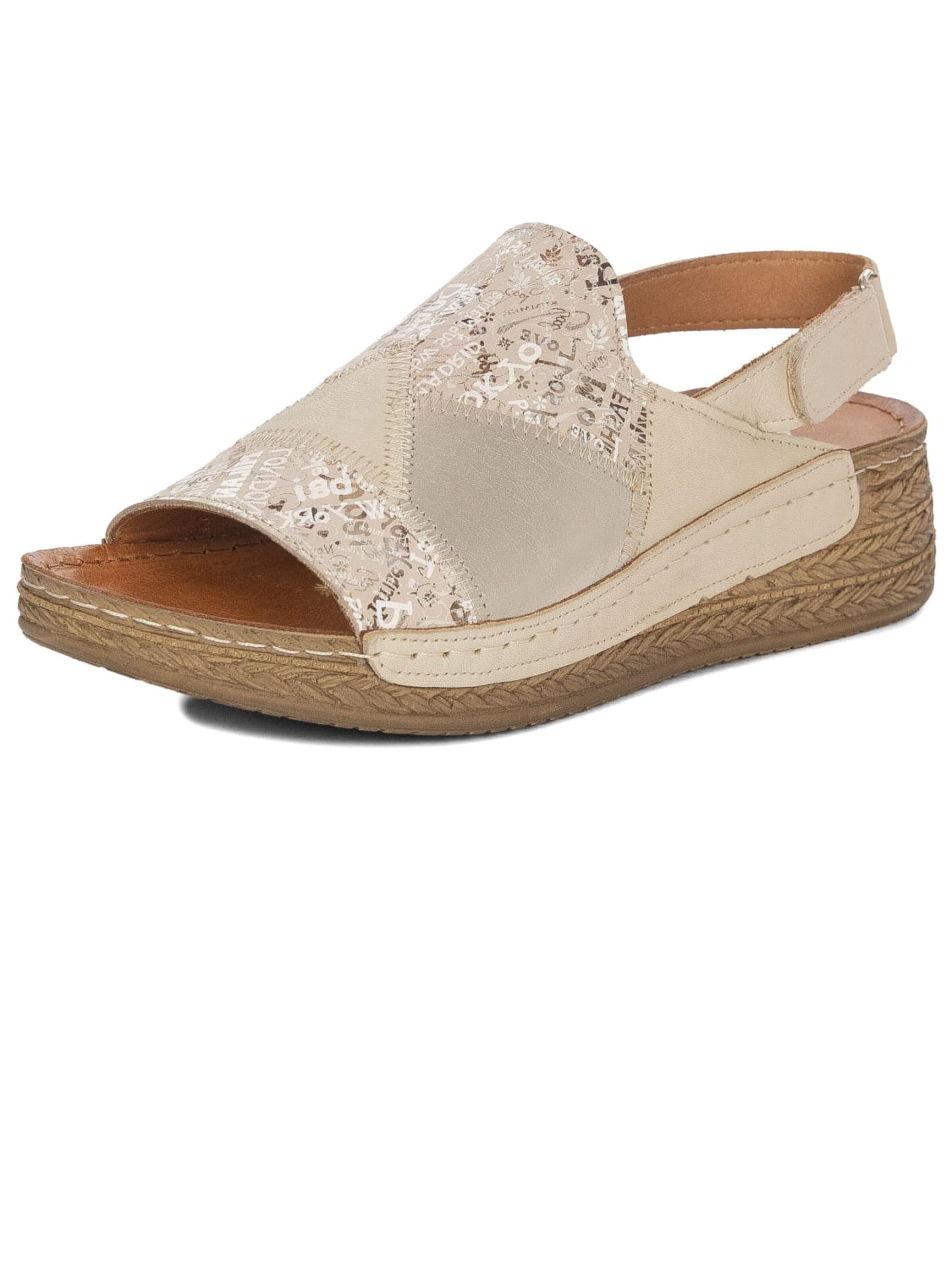 Maciejka Sandal in Beige: front