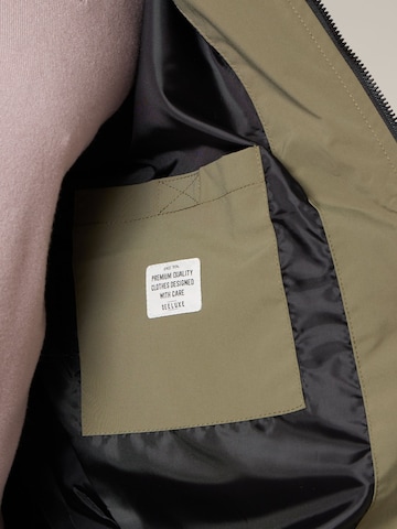 Deeluxe Tussenjas 'STONIC' in Groen