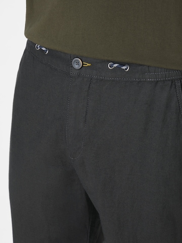 REDPOINT Loose fit Chino Pants in Black