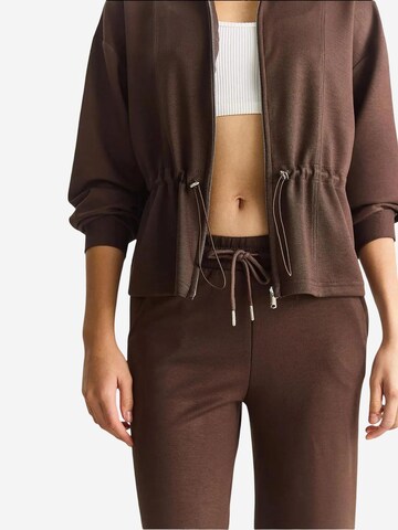 Bianco Lucci Joggingpak in Bruin