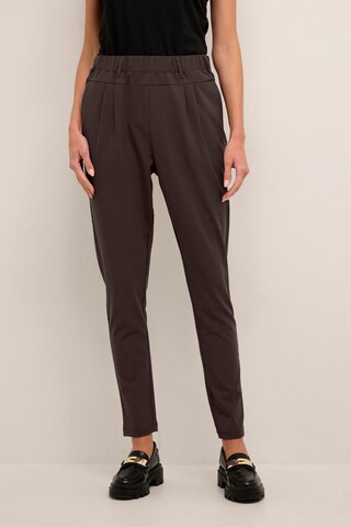 Kaffe Skinny Pleat-Front Pants 'Jillian' in Brown: front