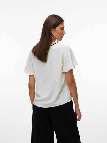 VERO MODA Pusero 'VMNIMA' värissä valkoinen