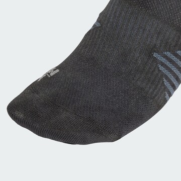 ADIDAS PERFORMANCE Sportsocken 'RunxGraphic' in Schwarz
