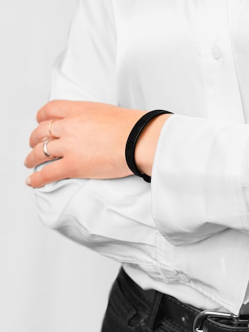 NiMa Atelier - Pulsera 'GEB LEAF' en negro: frente