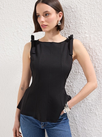 Trendyol Блузка в Черный: спереди
