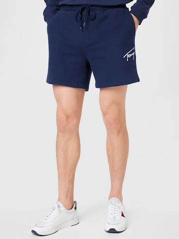 Tommy Jeans Pants in Blue: front