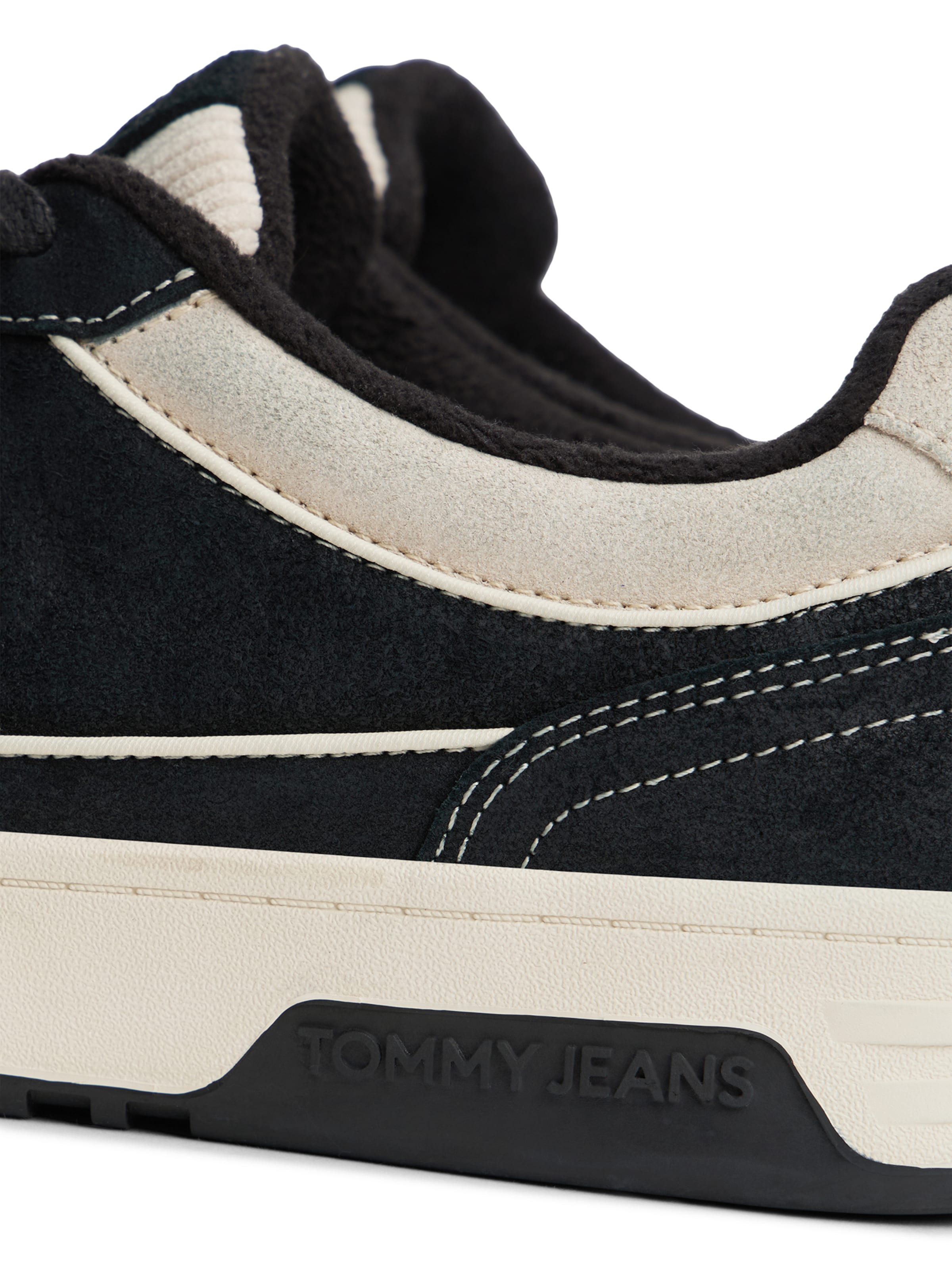 Tommy Jeans Σνίκερ χαμηλό σε μαύρο