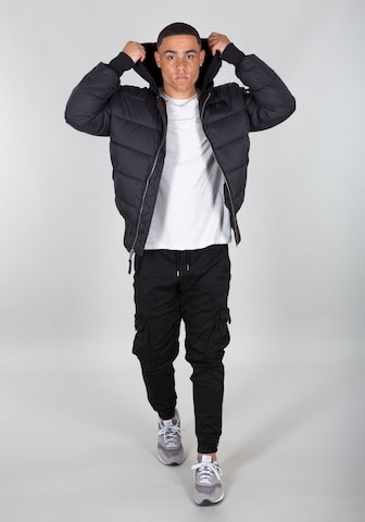 ALPHA INDUSTRIES Between-Season Jacket in Black