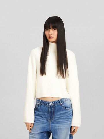 Pull-over Bershka en blanc : devant