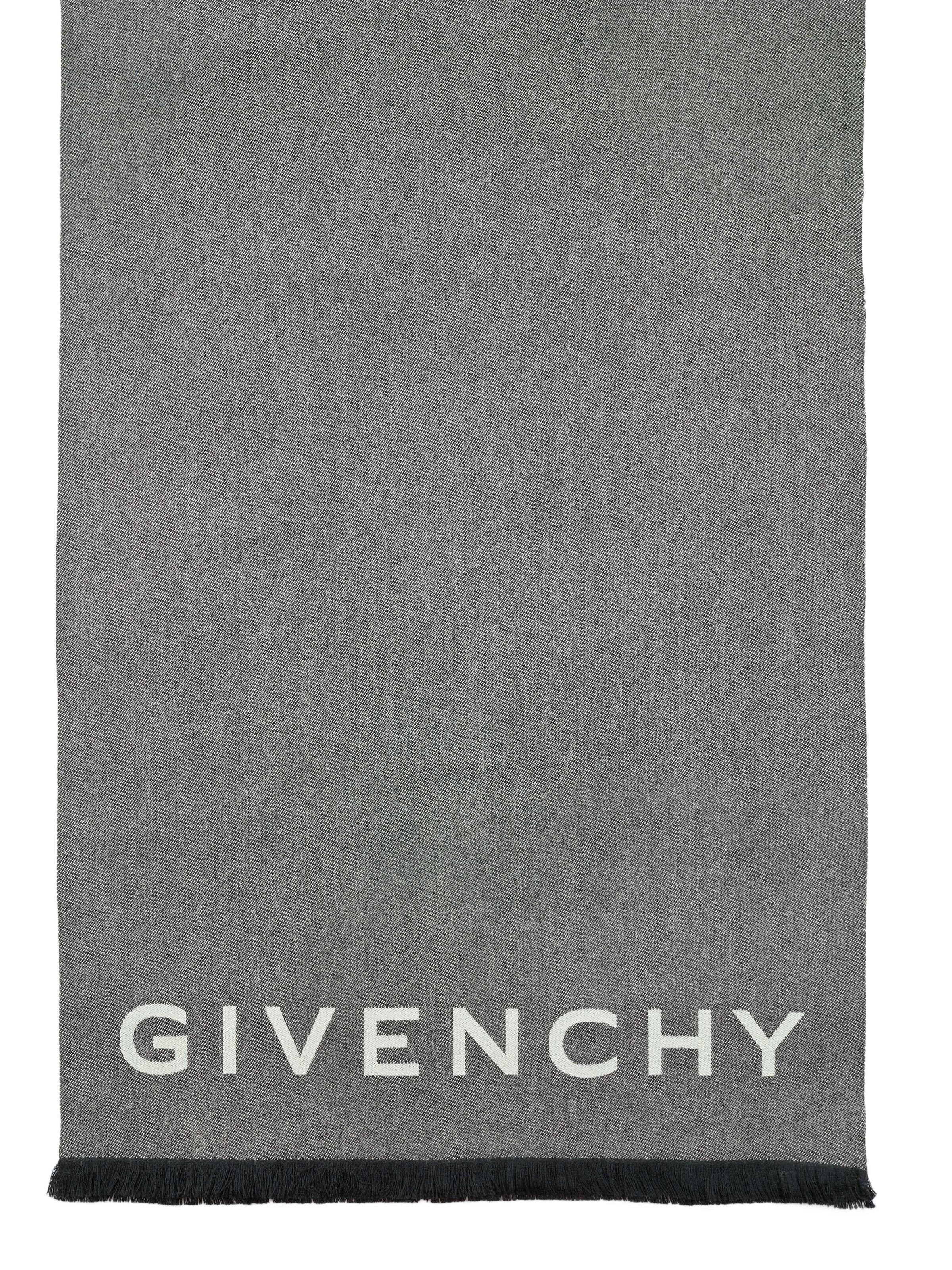 Givenchy Schal‌‌‌‌‌‌‌‌‌ in Grau