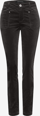 STREET ONE Slim fit Pants 'Yulius' in Brown: front