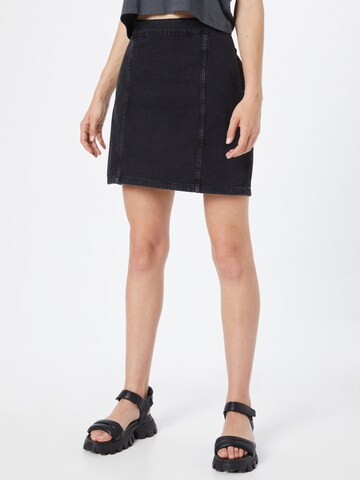 Noisy may Skirt 'PERI' in Black: front