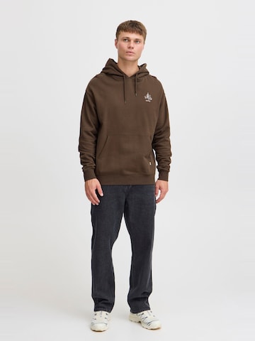 !Solid Pullover in Braun