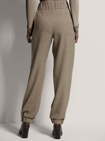 MADELEINE Tapered Broek in Bruin