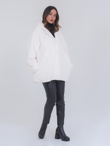 FRESHLIONS Winter Jacket 'Madita' in White