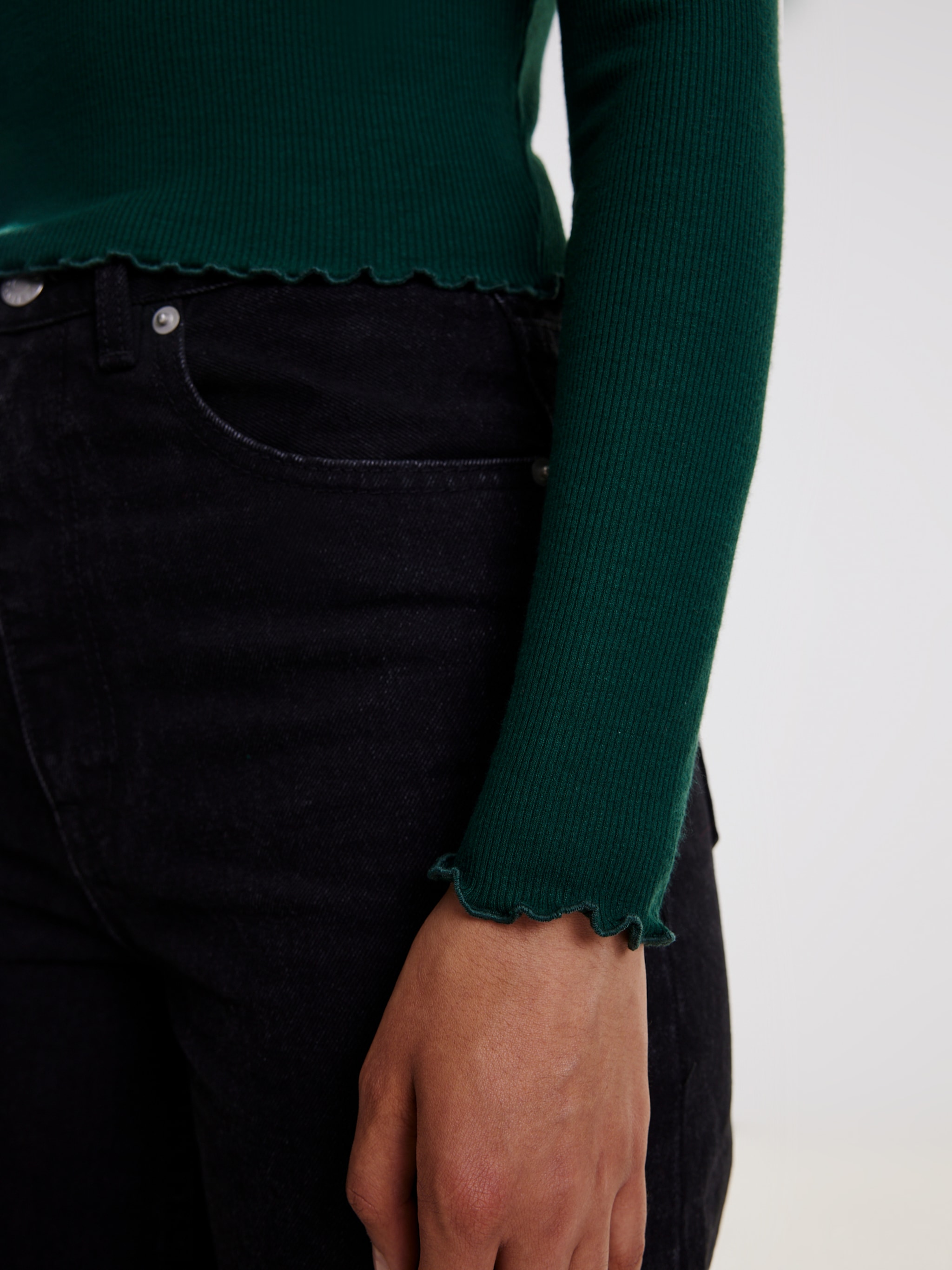 EDITED Productos Camiseta 'Daniela' verde oscuro