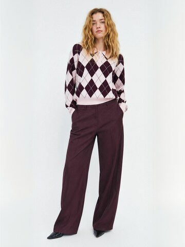 Crās Regular Pants ' Mancycras ' in Purple: front