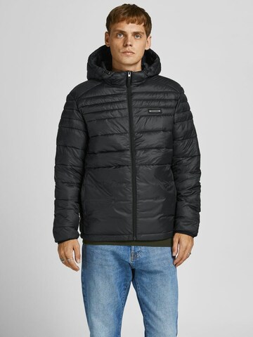 Veste mi-saison 'Ace' JACK & JONES en noir