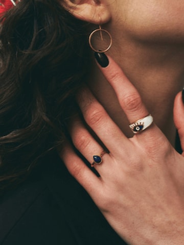 Les Reines Ring 'Lyrical Sky' i guld: forside
