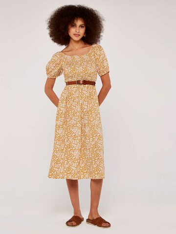 Apricot Dress 'Ditsy' in Yellow: front
