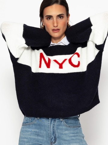 SASSYCLASSY Oversized sweater in Blue