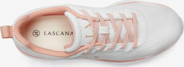 LASCANA Sneakers in White