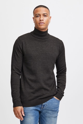 !Solid Sweater 'Agrio' in Grey: front
