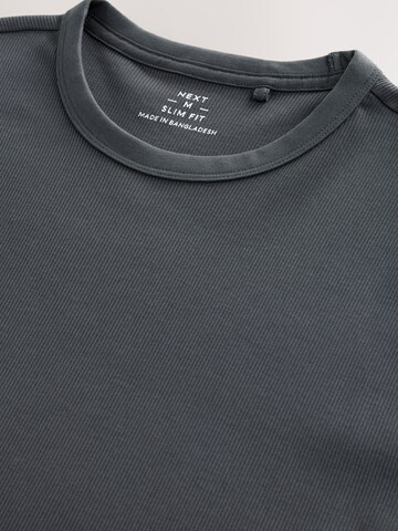 Next T-Shirt in Grau