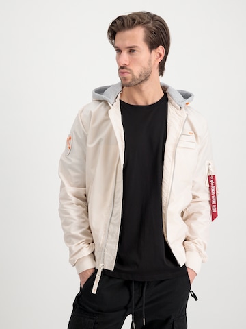 ALPHA INDUSTRIES Regularny krój Kurtka przejściowa w kolorze biały