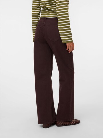 Wide leg Jeans 'VMTessa' di VERO MODA in marrone
