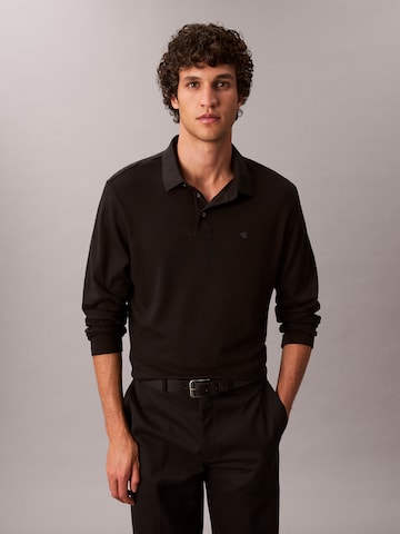 T-Shirt Calvin Klein en noir : devant