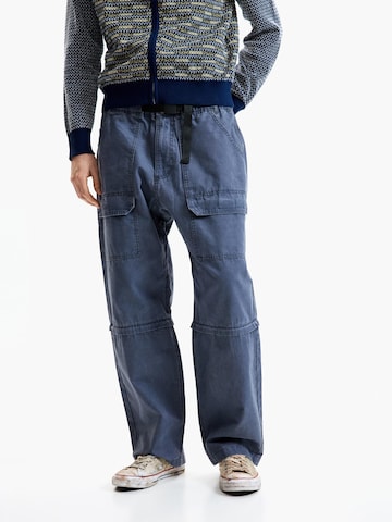 Desigual Szabványos Cargo nadrágok - kék: elől