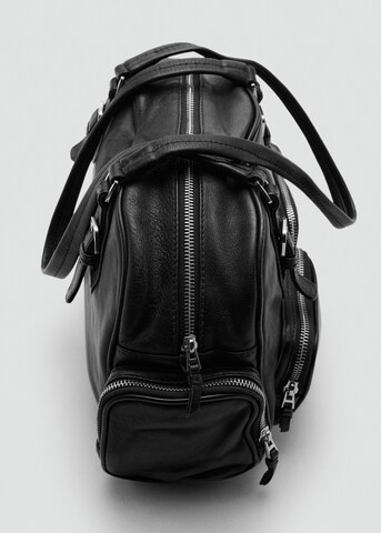 MANGO Schultertasche 'Min Maina' in Schwarz