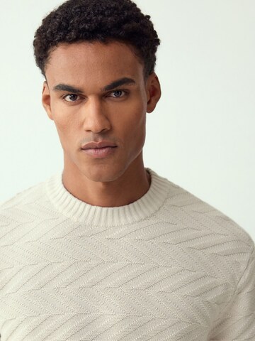 Next Pulóver - fehér