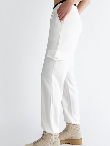Liu Jo Regular Карго панталон в бяло