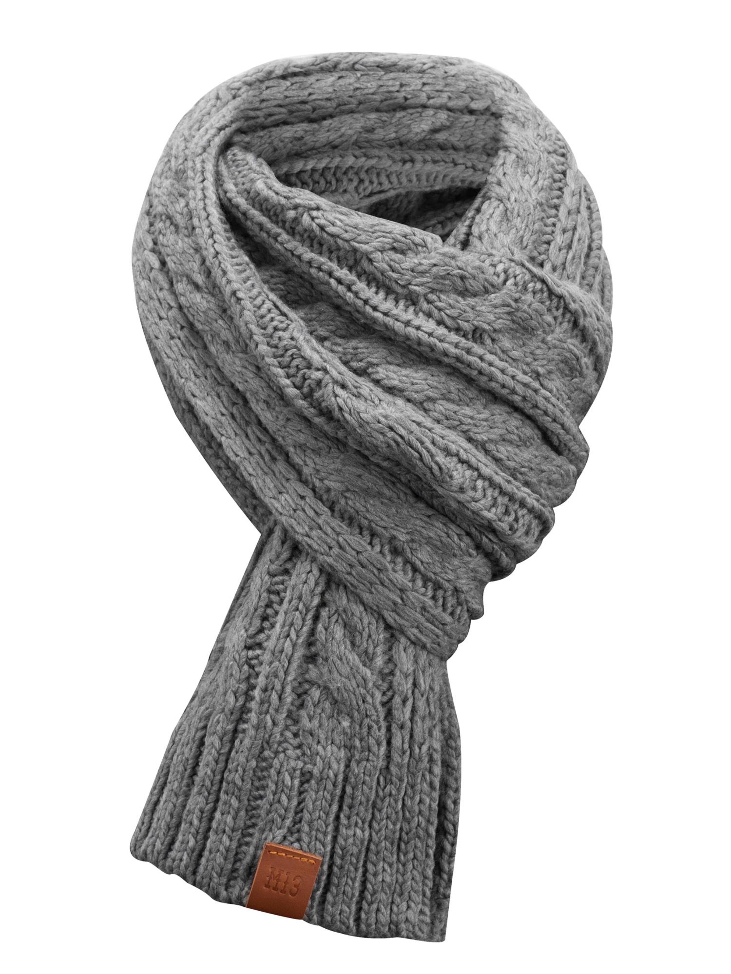 Manufaktur13 Oversized Scarf 'Rough Knit' in Grey: front
