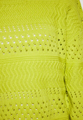 swirly Sweater in Yellow