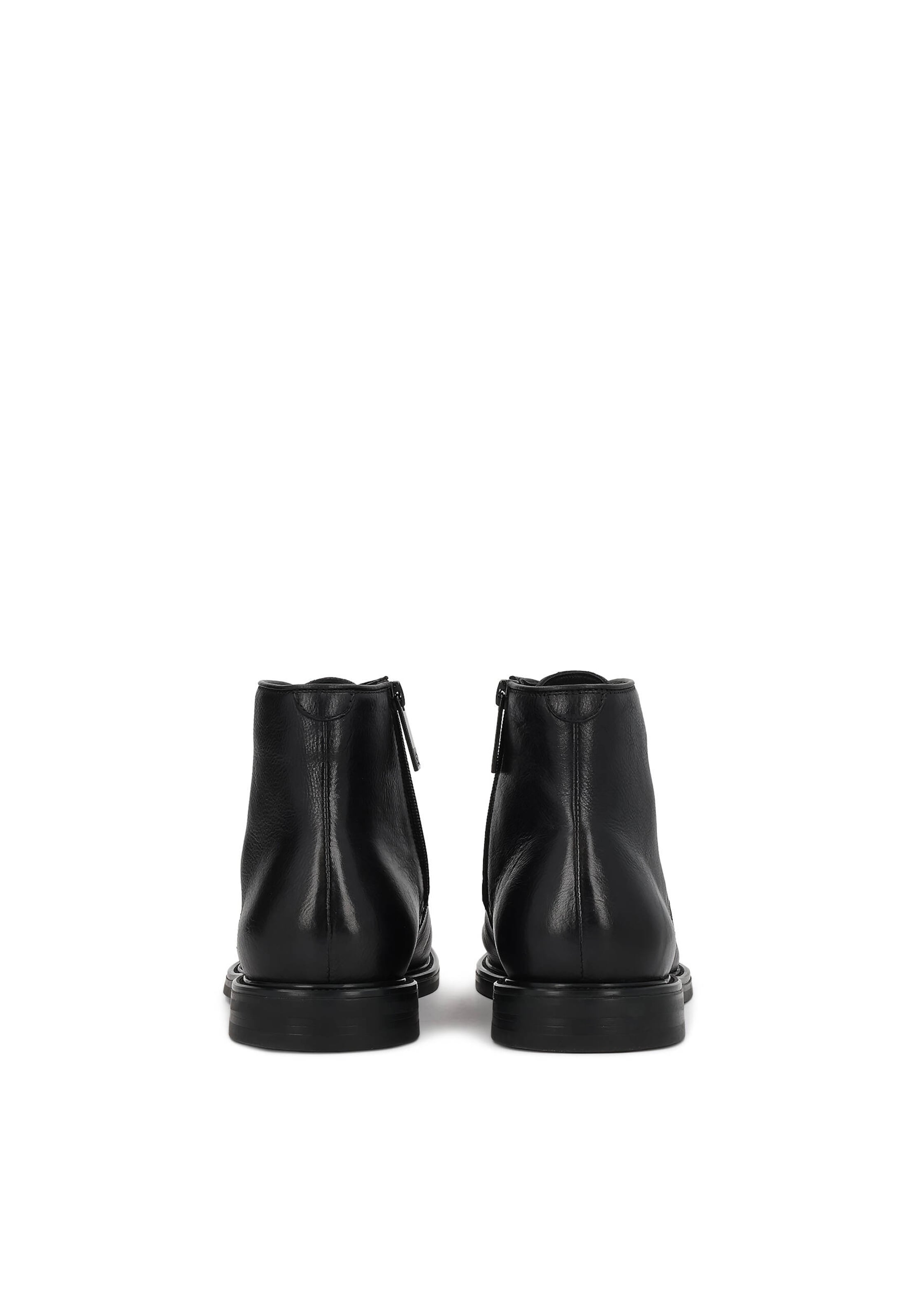 Boots stringati di Kazar in nero
