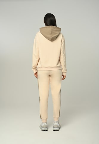 Tom Barron Sweatsuit in Beige