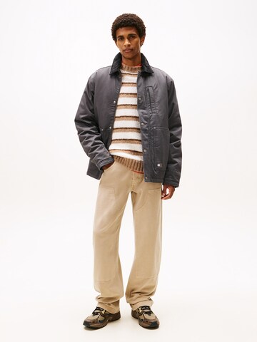 Tommy Jeans Jacke in Schwarz: Rückseite