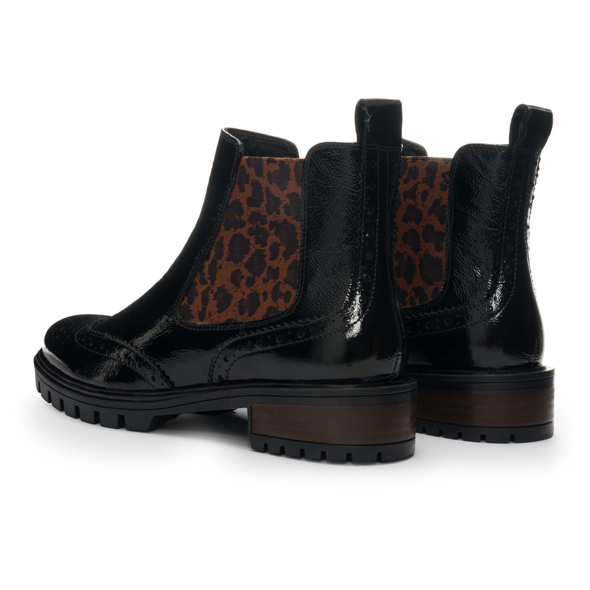 ARA Chelsea Boots in Black