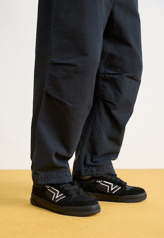 Baskets basses 'Upland' VANS en noir