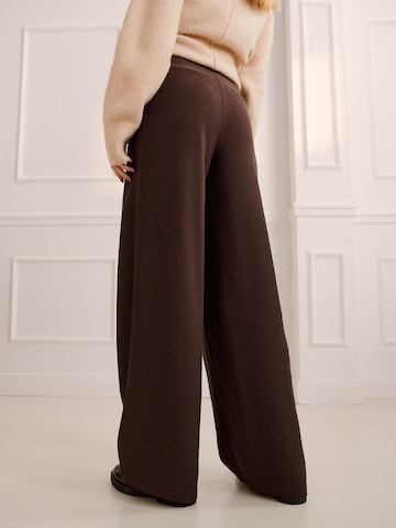 Guido Maria Kretschmer Women Wide Leg Hose 'Avena' in Braun