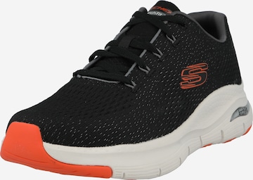 SKECHERS Ниски маратонки 'Arch Fit Engineered' в черно: отпред