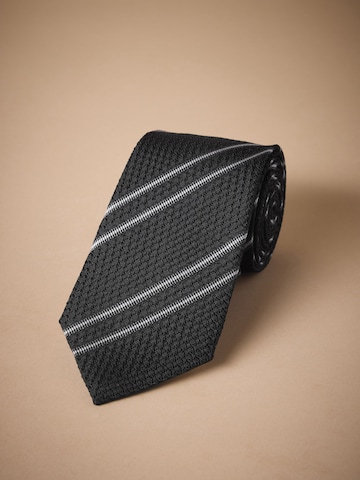 Next Γραβάτα σε μαύρο